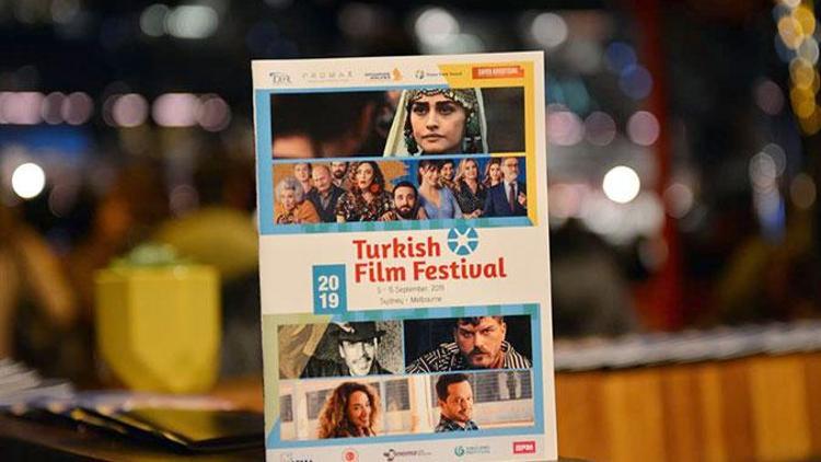 Türk film festivalini Aykut Enişte başlattı