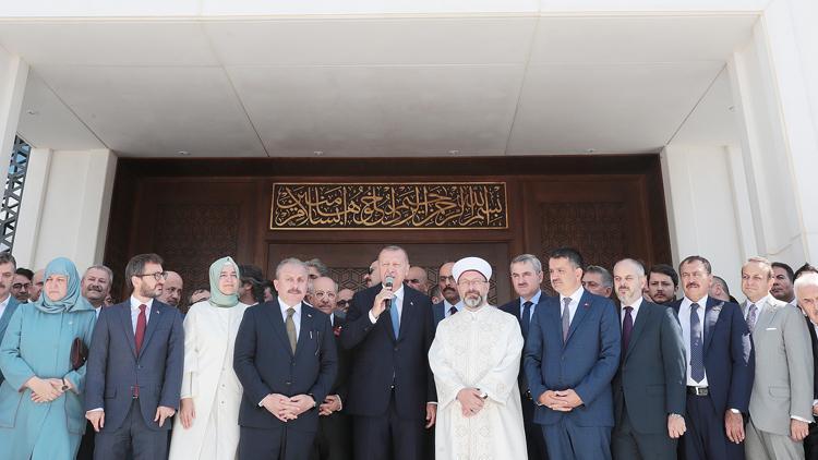 Cumhurbaşkanı Erdoğan, İTÜ Abdülhakim Sancak Camiinin açılışına katıldı