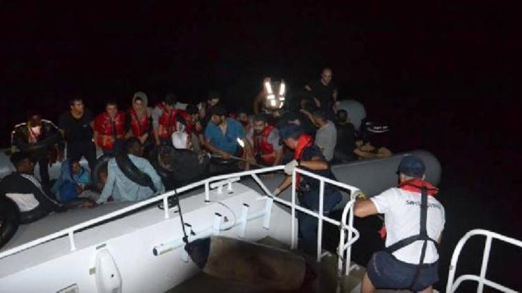Kuşadası açıklarında 38 kaçak göçmen yakalandı