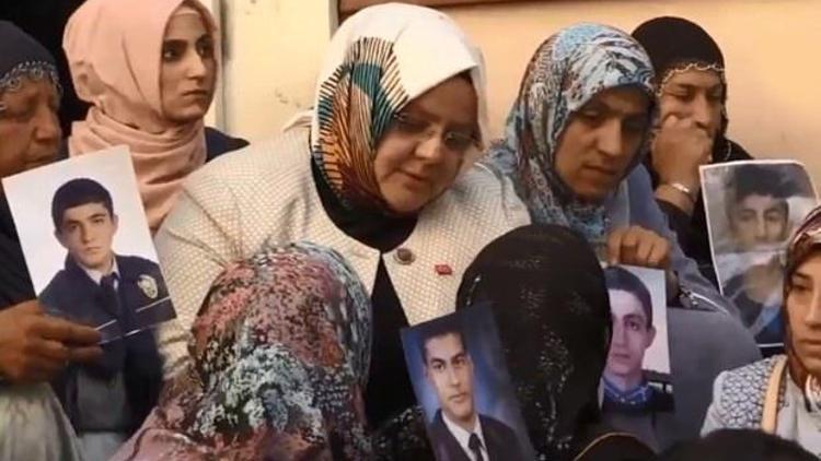Son dakika... Bakan Selçuktan Diyarbakırda ailelere destek