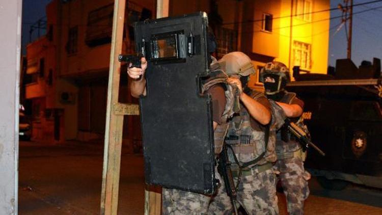 Adanada 500 polis ile uyuşturucu operasyonu
