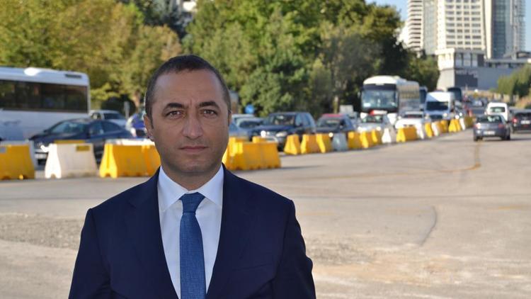 MHP’li Ilıkan’dan Büyükşehir’e eleştiri: ‘Okullar açılınca karınca oldular’