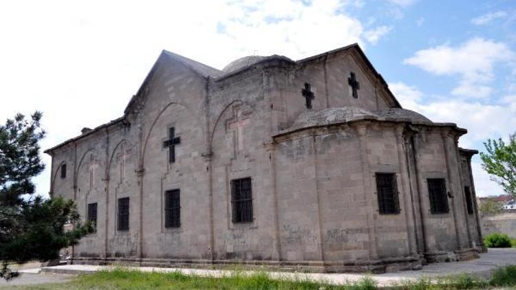 Kapadokyanın en büyük kilisesi turizme kazandırılacak