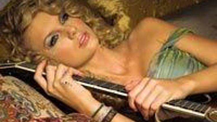 Moda dünyasının yeni prensesi: Taylor Swift