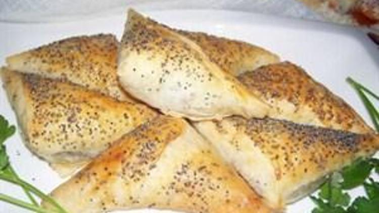 Mercimekli börek tarifi