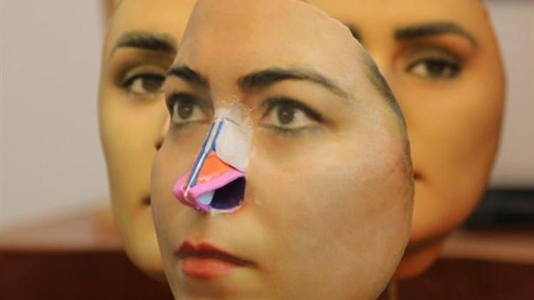 3D Mask Yöntemi ile Burun Estetiği…