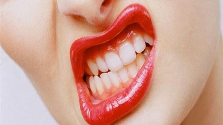 Diş Gıcırdatma ve Çene Sıkmaya Çözüm: Botoks!