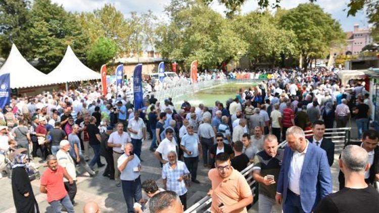 Bursa’da 10 bin kişiye aşure ikramı