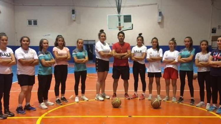 Gölhisar Kadın Basketbol Takımı iddialı