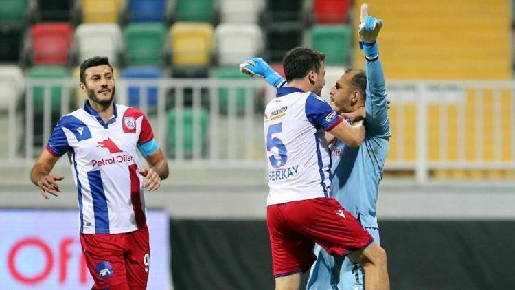 Erhan Erentürk kalesinde devleşti 2 penaltı kurtardı...