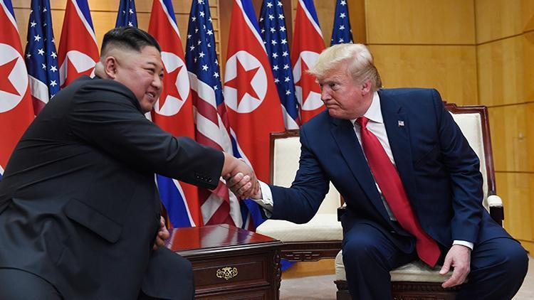 Kim Trumpı Pyongyanga davet etti