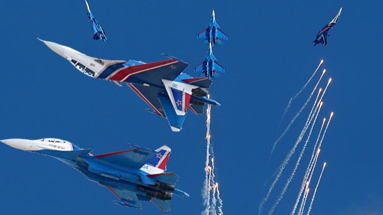 Rus pilotlardan TEKNOFESTte nefes kesen gösteri