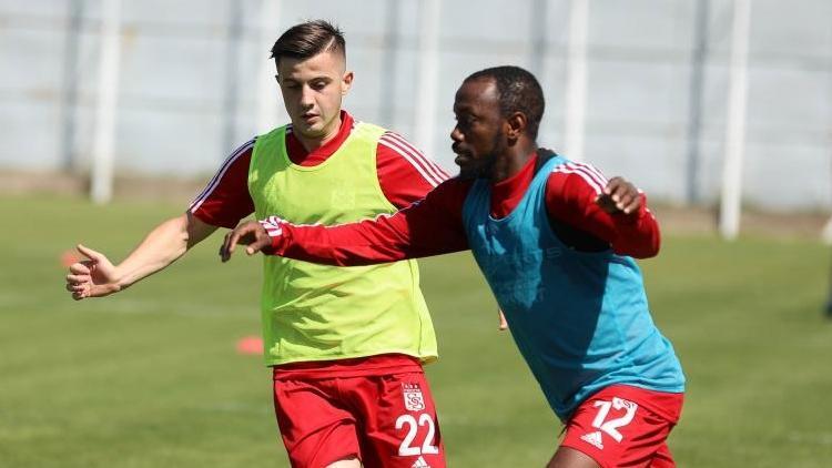 Sivassporda Trabzonspor hazırlıkları sürüyor 3 eksik...