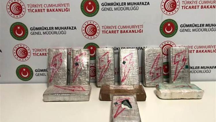 İstanbul Havalimanı’nda 13 kilogram kokain ele geçirildi