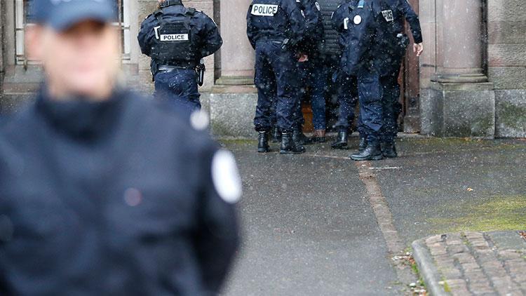 Fransada camiye saldırı