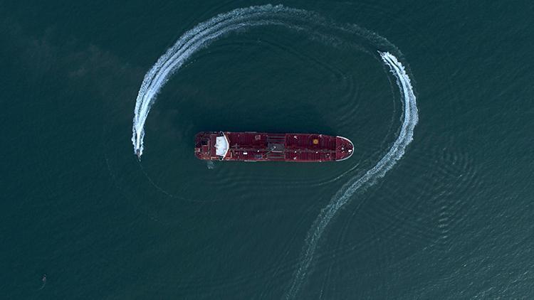 İran İngiliz tankerini serbest bıraktı