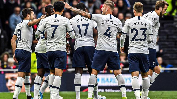 Tottenham, 10 kişi kaldığı maçta galibiyeti aldı