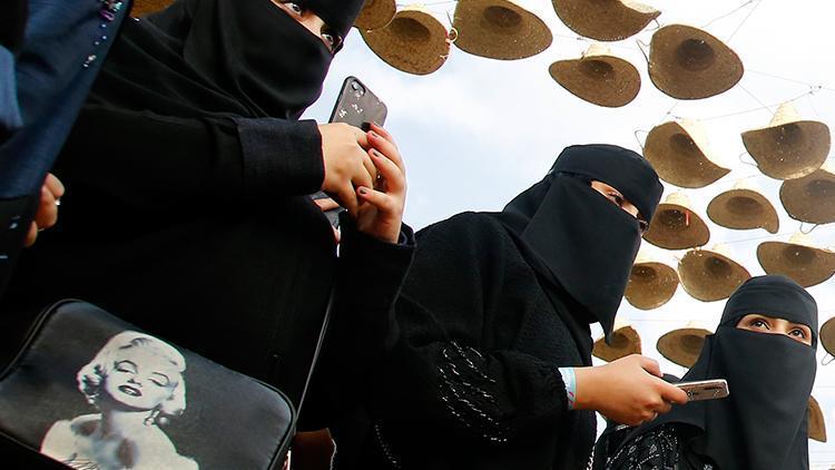 Suudi Arabistanda kadınlar orduda görev alabilecek