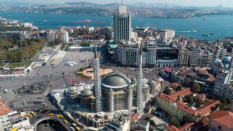 Taksim Camisinin ince işçiliğinin yüzde 35i tamamlandı