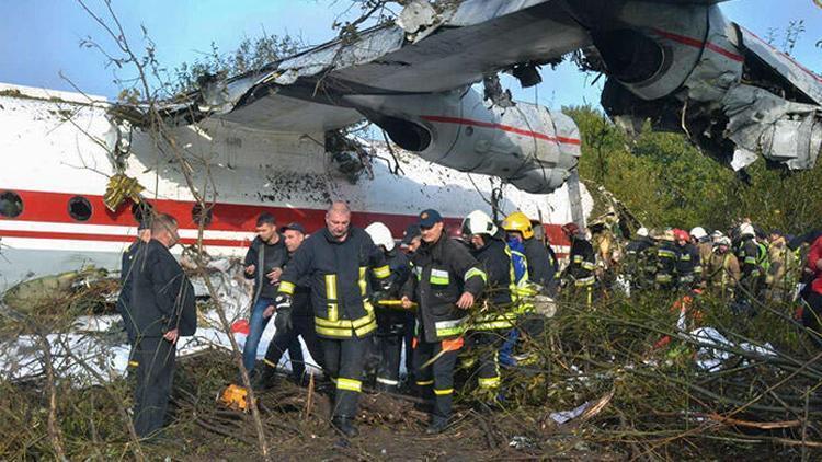 Ukraynada düşen kargo uçağında pilot hatası ihtimali
