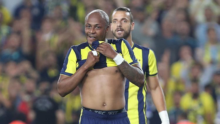 Andre Ayew, İngilterede uçuyor