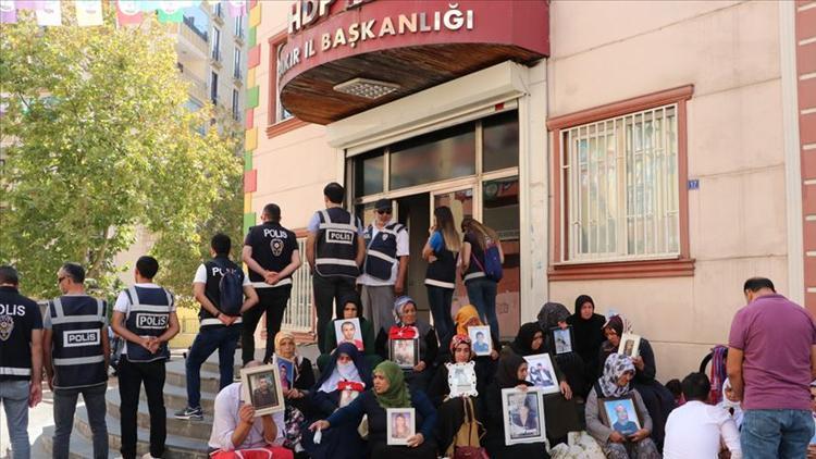 MHPli Aydın, Avrupalılara Diyarbakır annelerini anlattı