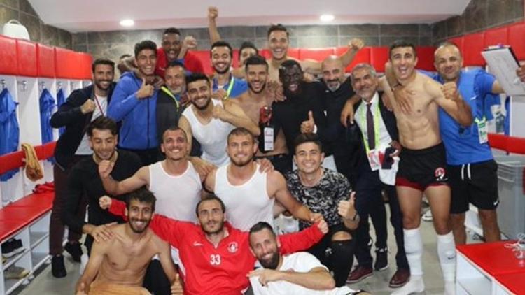 Ümraniyespor, Adanasporu İstanbuldan eli boş gönderdi