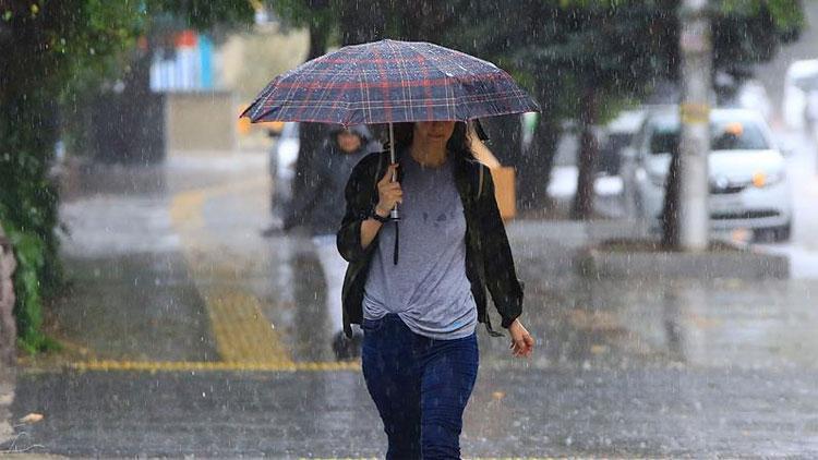 Son dakika: İstanbulda kuvvetli yağış bekleniyor Ekipler alarmda...