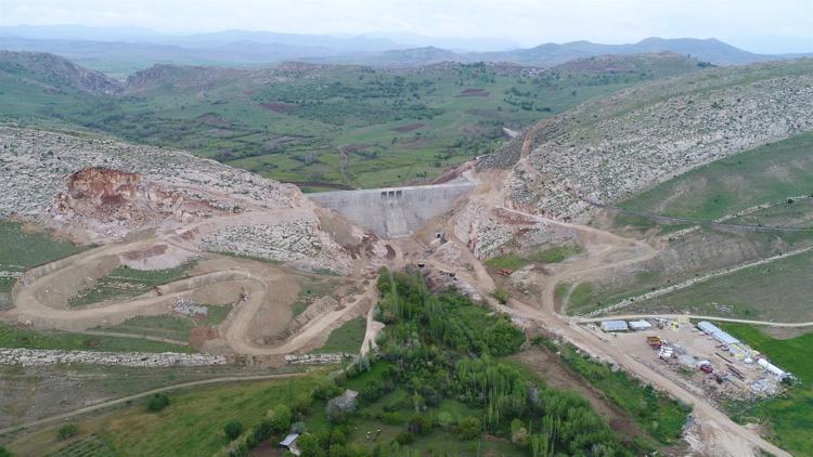 Bakan Pakdemirli açıkladı: Ergani Barajında su tutulmaya başlandı