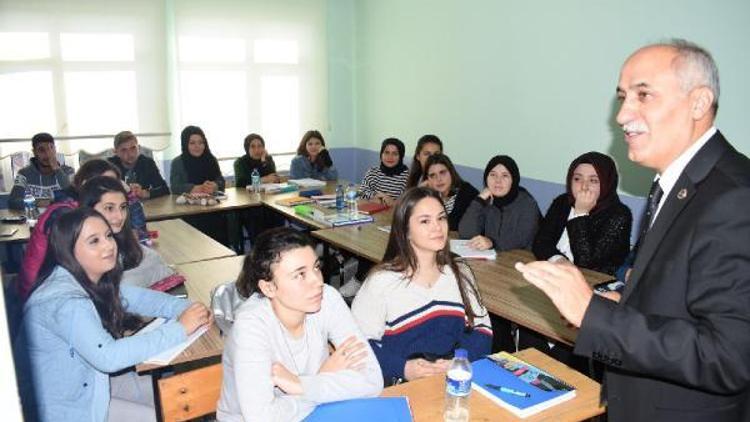 Yenişehir’de üniversiteye ücretsiz hazırlık kursları başladı