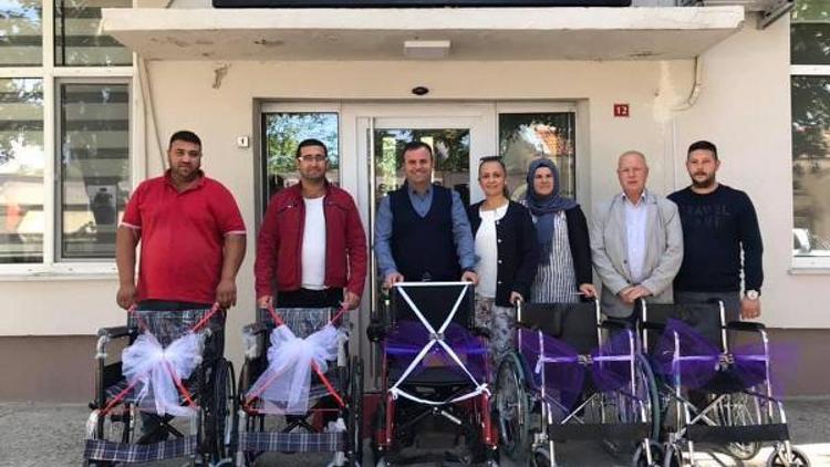 Alpulluda engellilere tekerlekli sandalye