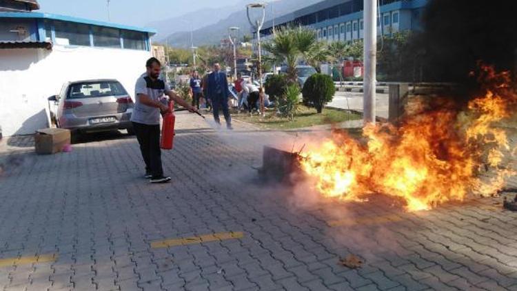 MCBÜ Hafsa Sultan Hastanesinde deprem ve yangın tatbikatı
