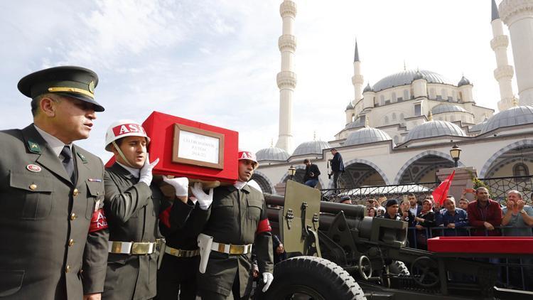 Şehit Üsteğmen Bozbıyık, Kırıkkalede toprağa verildi