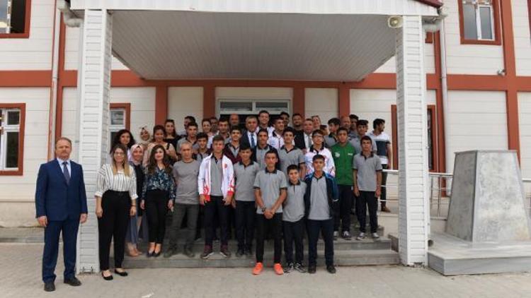 Milli Eğitim Müdürü Albaktan, Balkan Şampiyonuna ziyaret