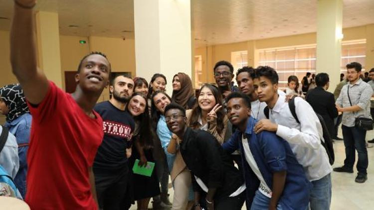 Üniversitede “Uluslararası Öğrenciler ile Buluşma” etkinliği gerçekleştirildi