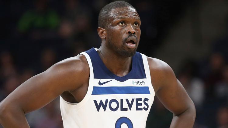 Luol Deng 1 günlük sözleşme sonrası emekliye ayrıldı