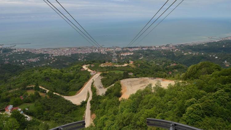 Karadeniz’in en uzun teleferiğine ilgi giderek artıyor