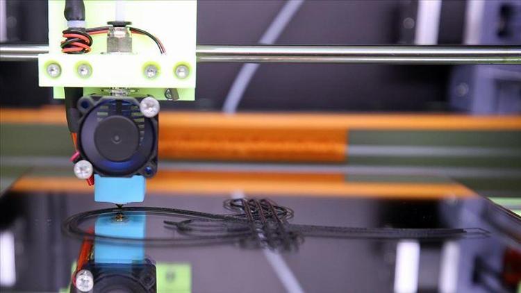 Lise öğrencileri 3D yazıcıların seri üretimine geçmeyi hedefliyor