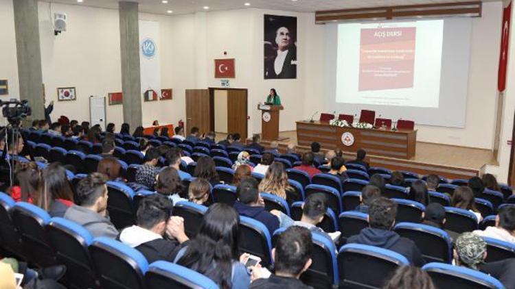 ERÜde Türkiye’de Konaklama Sektörünün Dinamikleri dersi