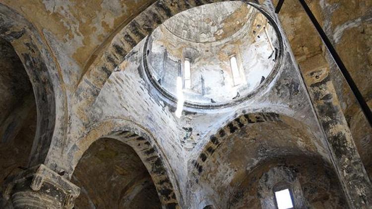 669 yıllık manastır restore ediliyor