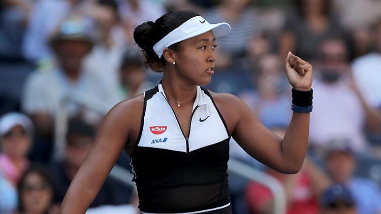 Naomi Osaka WTA Finallerinden çekildi