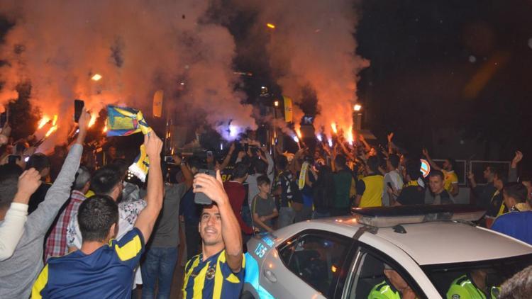 Fenerbahçeye coşkulu karşılama