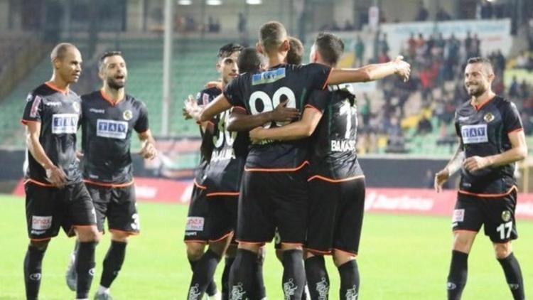 Aytemiz Alanyaspor 3 golle turladı