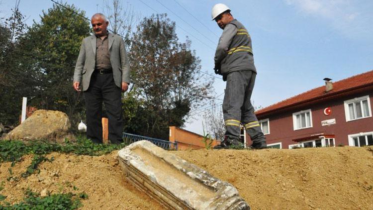 Gurbetçinin bahçesinde bulundu Bizans dönemine mi ait