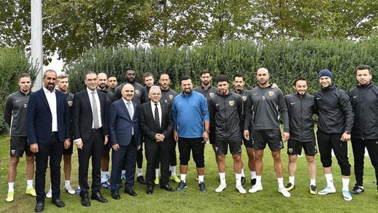 Fenerbahçe maçı öncesi Kayserispora moral ziyareti