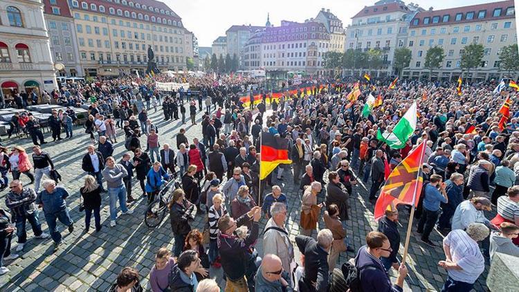 Aşırı sağcıların kalesi Dresden’de ‘Nazi olağanüstü hâli’