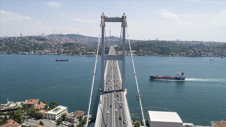İstanbul’da tüm kapalı yollar ve köprü trafiğe açıldı