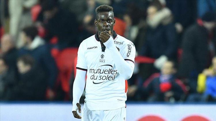 Roma Kulübünden Balotelliye destek mesajı