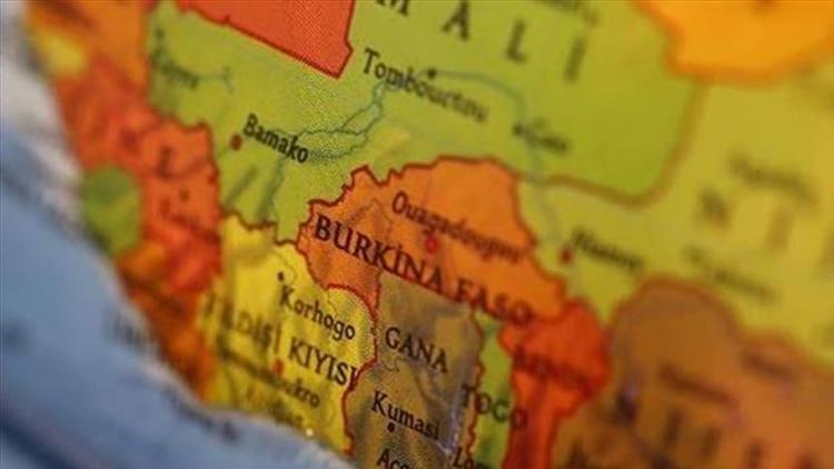 Burkina Fasoda maden şirketine ait araç konvoyuna saldırı: 37 ölü