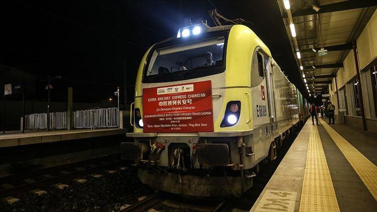 Çin’den Avrupa’ya giden ilk yük treni Kapıkule’de